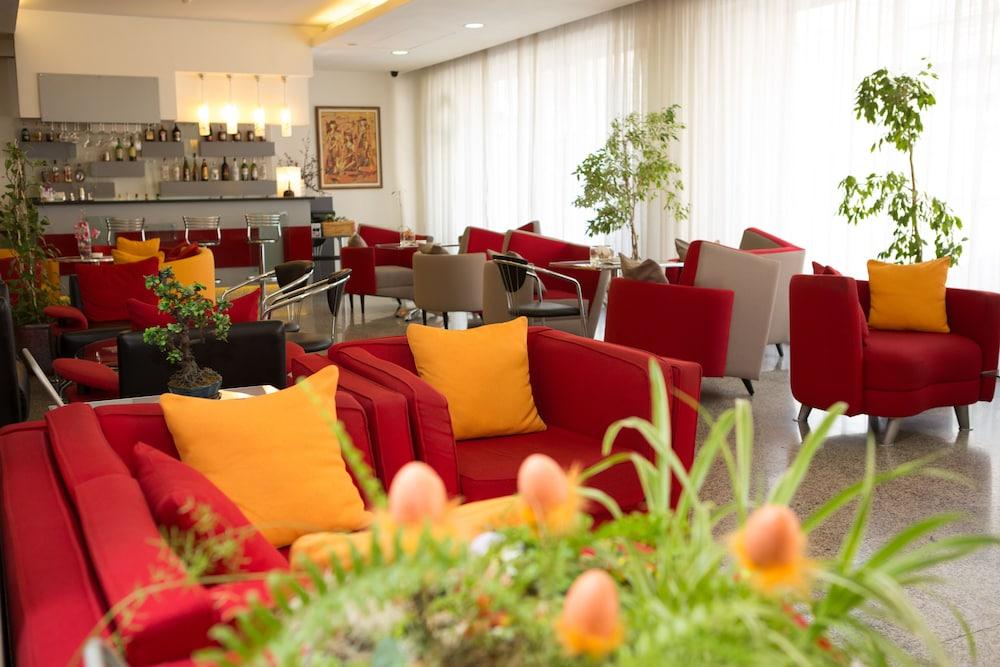 Europe 4* Yerevan